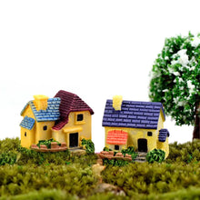 Load image into Gallery viewer, Terrarium Decoration - Small Mystical House

